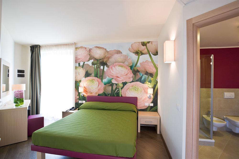 Hotel Acquadolce بسكييرا ديل غاردا المظهر الخارجي الصورة