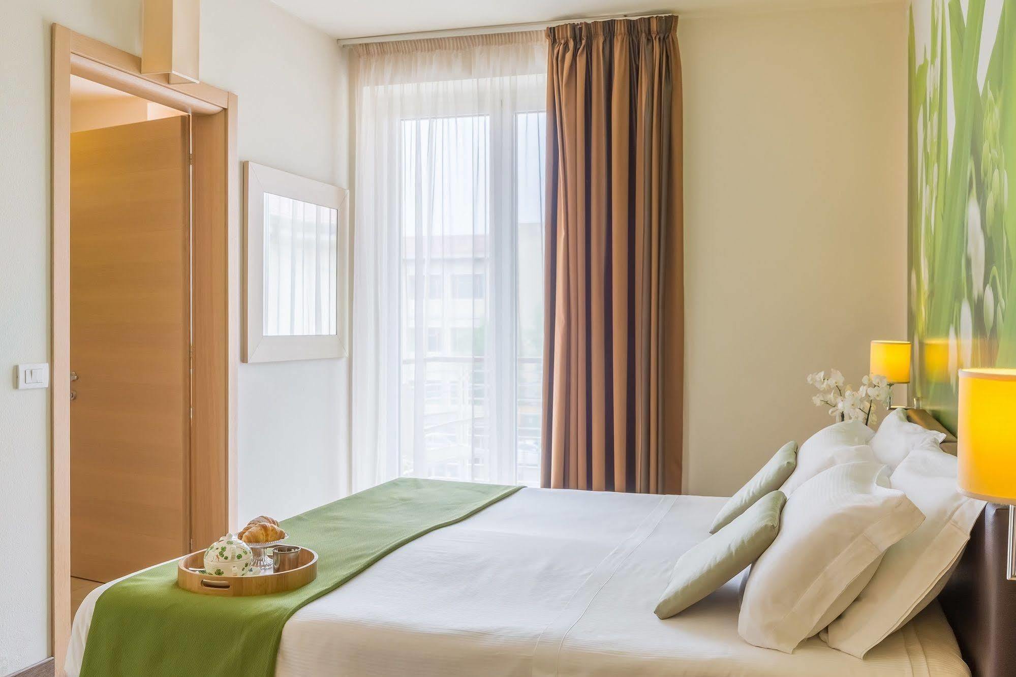 Hotel Acquadolce بسكييرا ديل غاردا المظهر الخارجي الصورة
