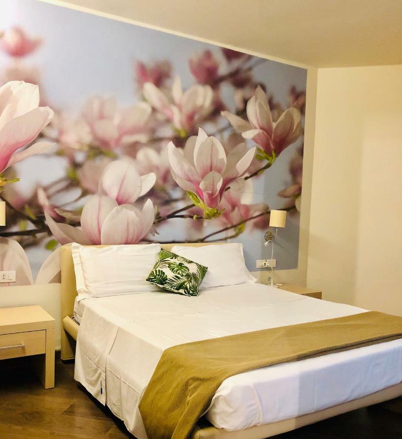 Hotel Acquadolce بسكييرا ديل غاردا المظهر الخارجي الصورة